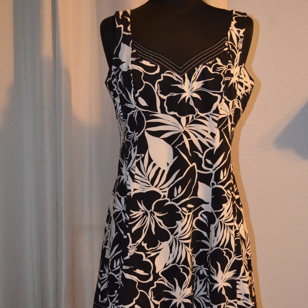 NINE WEST KNEE dress size 12 Floral Black White